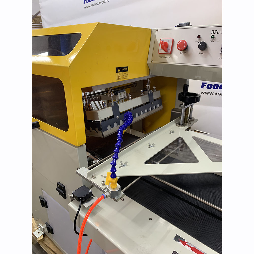 термоусадочная_линия_автоматическая_bsl_560a_foodatlas__l_обрезка_и_термоусадка__3.jpg